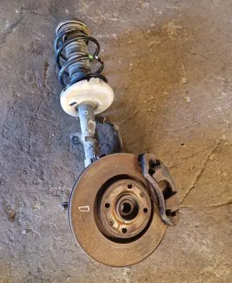 Peugeot 308 Front wheel hub spindle knuckle