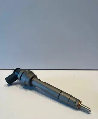 BMW 1 E81 E87 Fuel injector 779844604 0445110289