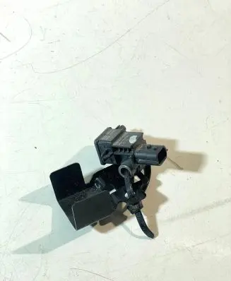 Nissan Micra K14 Airbag deployment crash/impact sensor 985815FA0A 120718 976782
