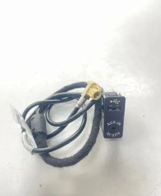 BMW 3 F30 F35 F31 AUX in-socket connector 9229246 74558010 B00364