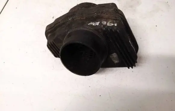 BMW 5 F10 F11 Intake resonator 8513672 4012541B