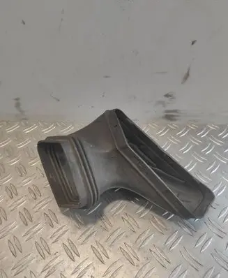 Audi A5 Sportback 8TA Air intake duct part 8R0129739A