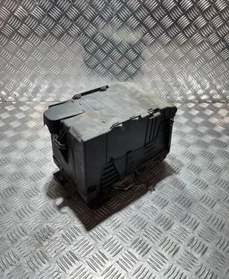 Opel Crossland X Battery box tray DG19629