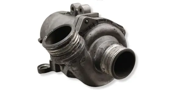 BMW 6 E63 E64 Water pump 307074