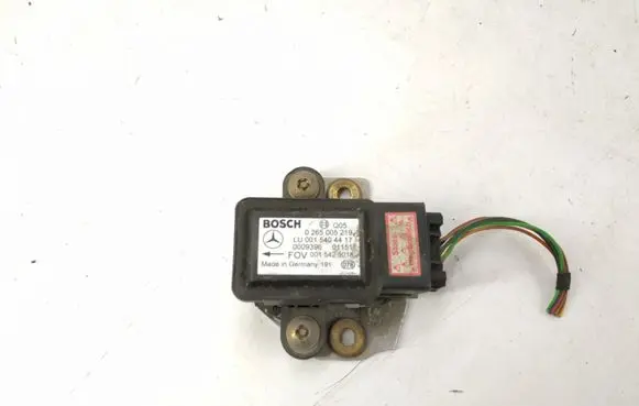 Mercedes-Benz Vaneo W414 ESP acceleration yaw rate sensor 0025426618 A0025426618