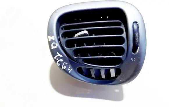 Citroen Xsara Picasso Dash center air vent grill 9631280177 f425136