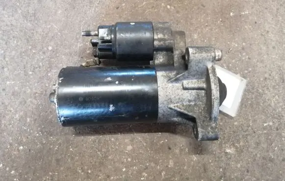 Peugeot 406 Starter motor 0001108176
