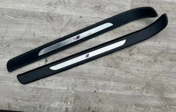 BMW 3 E92 E93 Front sill trim cover 7900808 51477900808 7900807