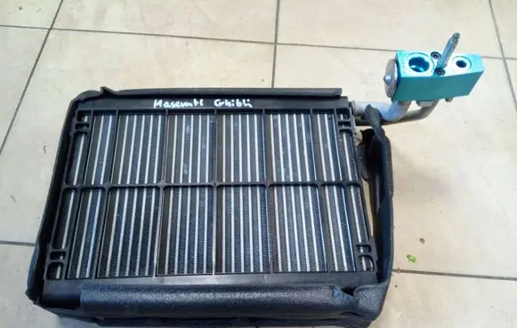 Maserati Quattroporte Heater blower radiator