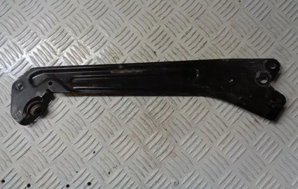 Skoda Yeti (5L) Radiator support slam panel bracket 5L0805931