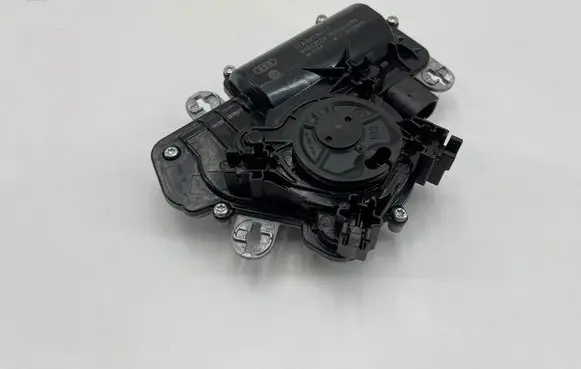 Cupra Formentor Tailgate/trunk/boot lift motor 5TA827887C