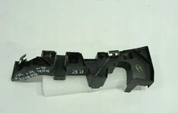 Audi Q5 SQ5 Bumper support mounting bracket corner 80A807278B