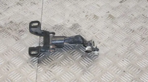 Seat Alhambra (Mk2) Sliding door middle roller runner 7N0843335F