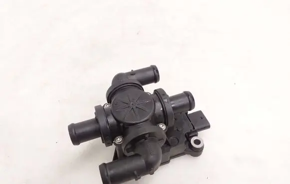 Audi e-tron Electric auxiliary coolant/water pump 4KE963375J 5810R1003