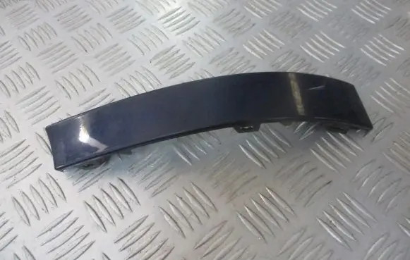 Audi A4 S4 B5 8D Rear/tail light trim molding 8D0945101