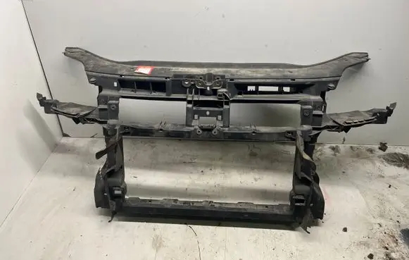 Volkswagen Golf Plus Radiator support slam panel 5M0805588D