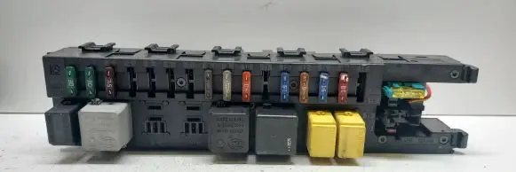 Mercedes-Benz C W203 SAM control unit A2095450101 2095450101