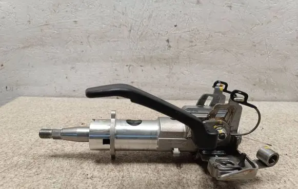 KIA Ceed Steering wheel axle 13042011596