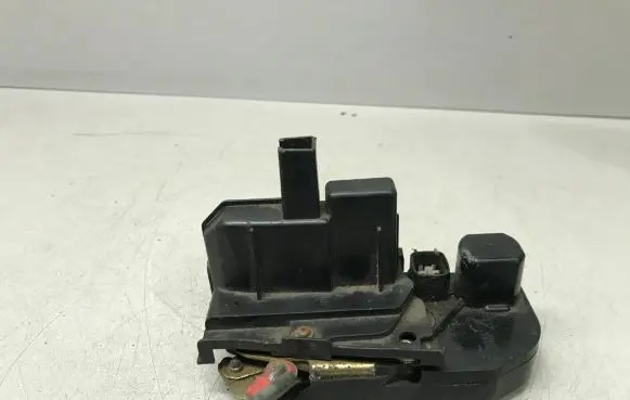Jeep Grand Cherokee (WJ) Rear door lock