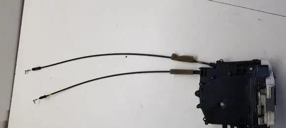 Peugeot 4007 Rear door lock