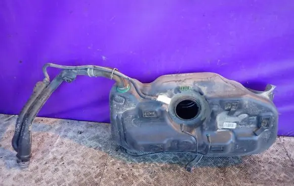 Opel Corsa E Fuel tank 13216657