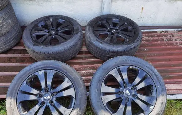 KIA Sportage R18 alloy rim 529103U350