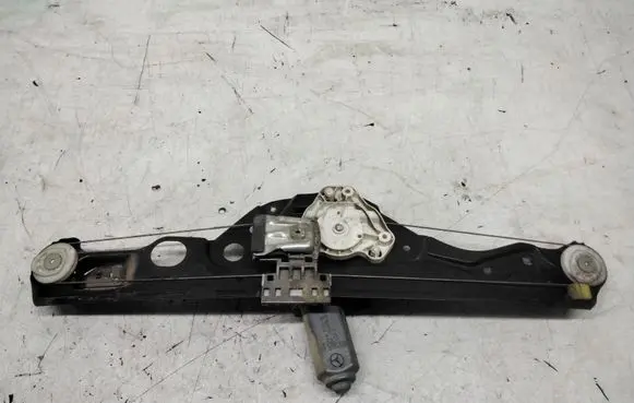 Mercedes-Benz E W211 Rear door window regulator with motor A2118202442