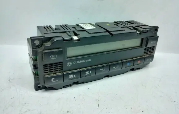 Volkswagen PASSAT B5 Climate control unit 2400022303 3B1907044H