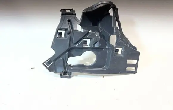 Volvo XC60 Front bumper mounting bracket 32234932