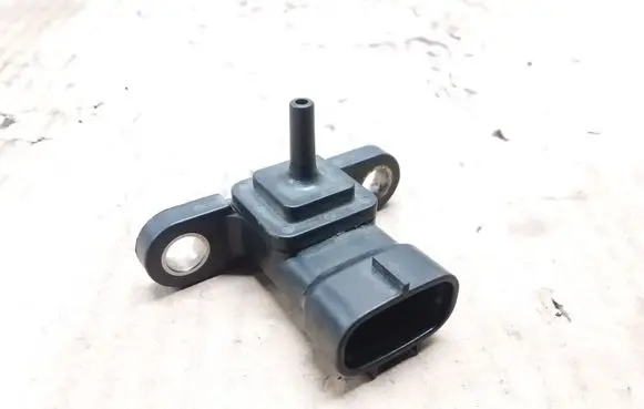 Toyota Avensis T250 Air pressure sensor 8942120200