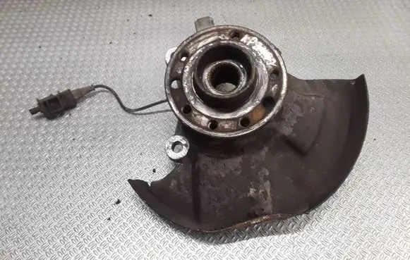 Opel Signum Front wheel hub spindle knuckle