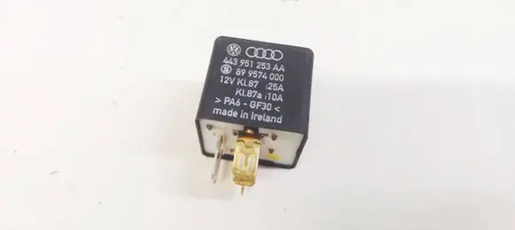 Audi A4 S4 B5 8D Other relay 443951253AA 899574000