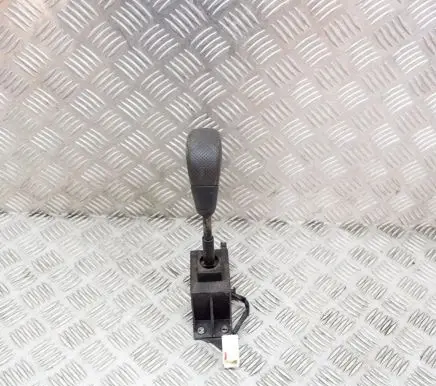 Mitsubishi Pajero Gear shifter/selector