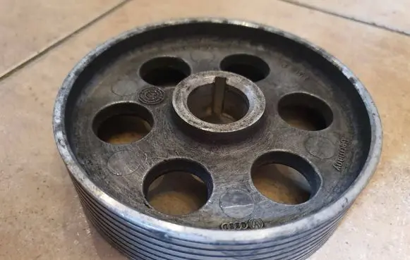 Volkswagen Golf III Camshaft pulley/ VANOS 028115021B 14SWM
