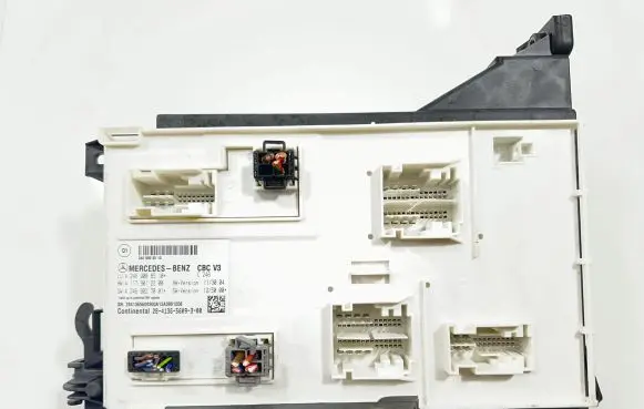 Mercedes-Benz A W176 Comfort/convenience module A2469008510 A2469027001