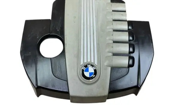 Engine cover (trim)