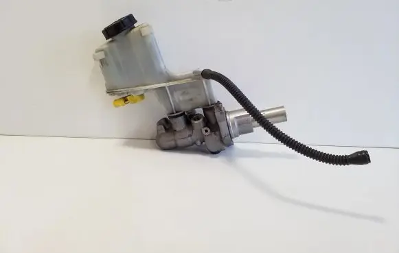 Skoda Superb B8 (3V) Master brake cylinder 5Q2611301H