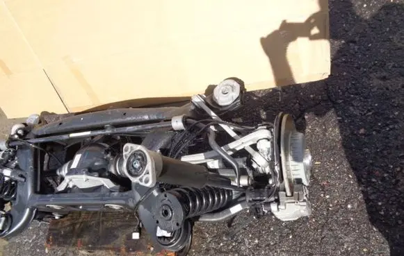 Mercedes-Benz C W205 Rear coil spring