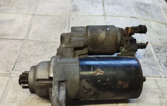 Volkswagen Fox Starter motor 001120400 02T911023G