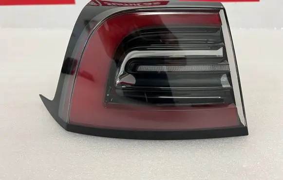 Tesla Model Y 150208600D 2SD2715015341
