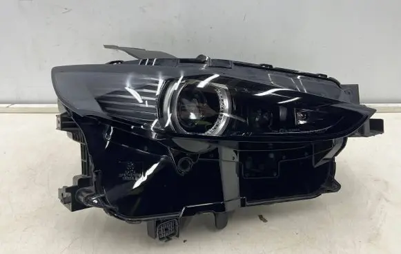 Mazda CX-30 Headlight/headlamp dfr7-51030