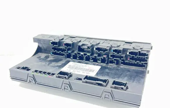 Mercedes-Benz E W211 Fuse module 2115453401 5DK00804721
