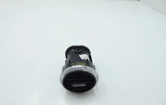 Audi A3 S3 8P Dash center air vent grill 8P0820901F