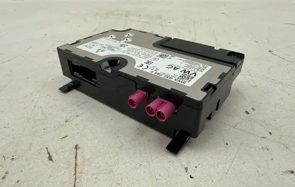 Volkswagen Golf VIII Other control units/modules 5WA035284C
