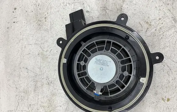 Citroen C3 High frequency speaker in the rear doors 9809320280