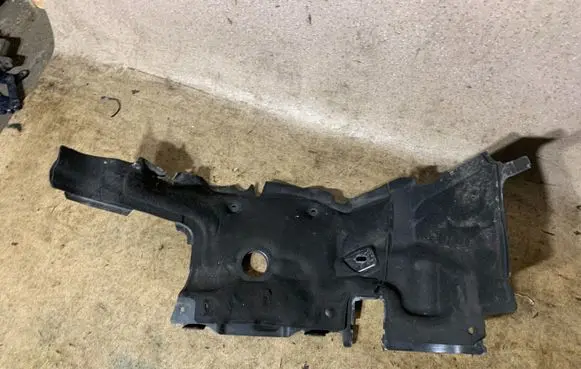 Mercedes-Benz SLK R172 Other engine bay part A1726201278
