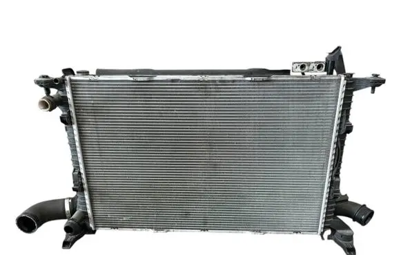 Audi Q3 8U Radiator set 8k0121251l 8u0145803b