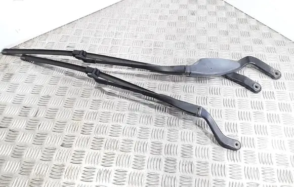 Mercedes-Benz E W211 Front wiper blade arm A2118201544 A2118200444
