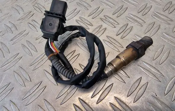 Volkswagen Touran I Lambda probe sensor 03G906262A