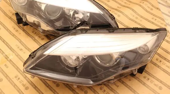 Renault Laguna III Headlights/headlamps set 89905208 89905209